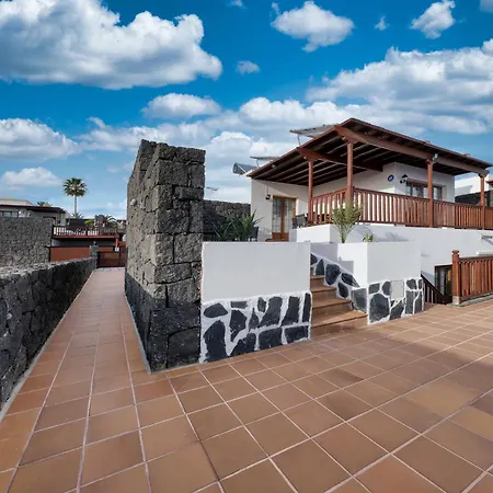 Flavia - Pool, Bbq&game Playa Blanca (Lanzarote)