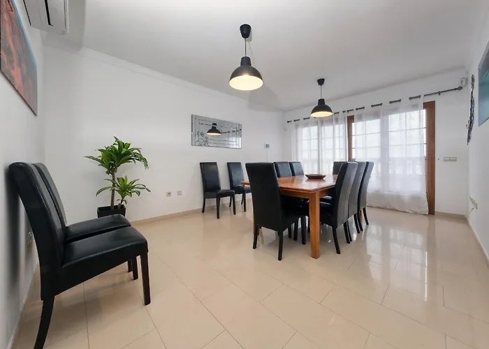 Flavia - Pool, Bbq And Game * 普拉亚布兰卡